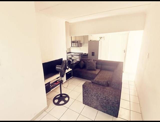 2 BEDROOM PROPERTY TO RENT IN RESERVOIR HILLS